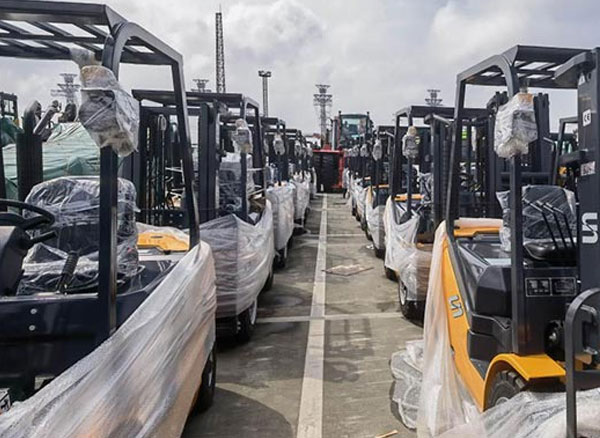 Чжэцзянская компания по производству вилочных погрузчиков ООН, ООО.