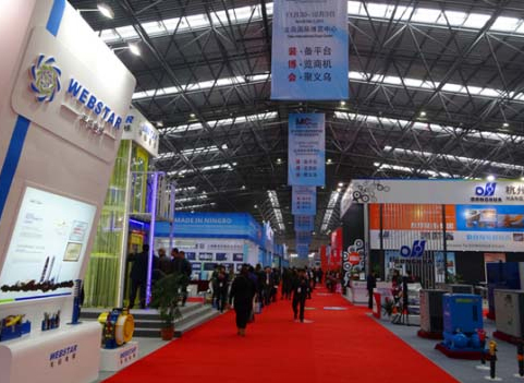 Чжэцзянская компания по производству вилочных погрузчиков ООН, ООО.