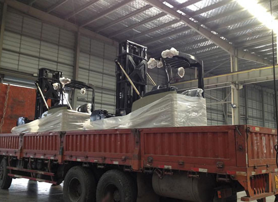 Чжэцзянская компания по производству вилочных погрузчиков ООН, ООО.